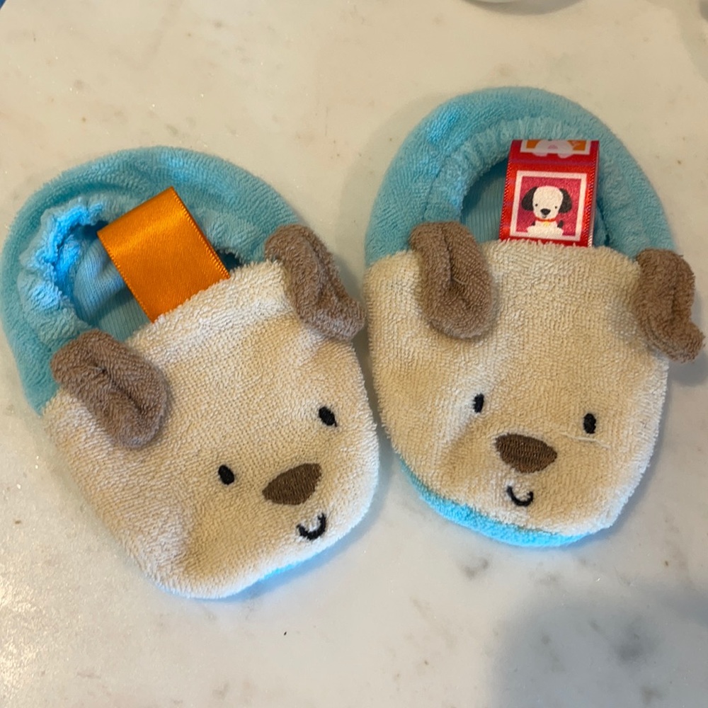 Taggies baby slippers 12m